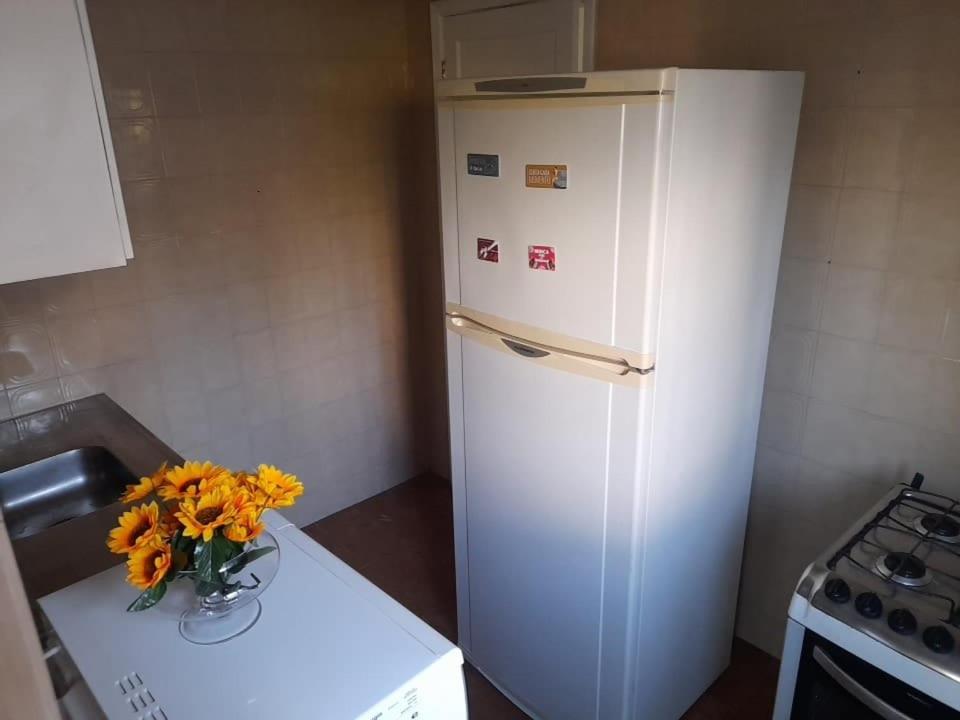 Rumah liburan Casa Charmosa E Confortavel No Porto Maravilha - Quartos Disponiveis Conforme Numero De *